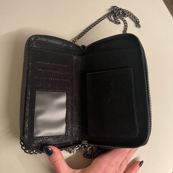 Black crossbody purse - Picture 3 of 4